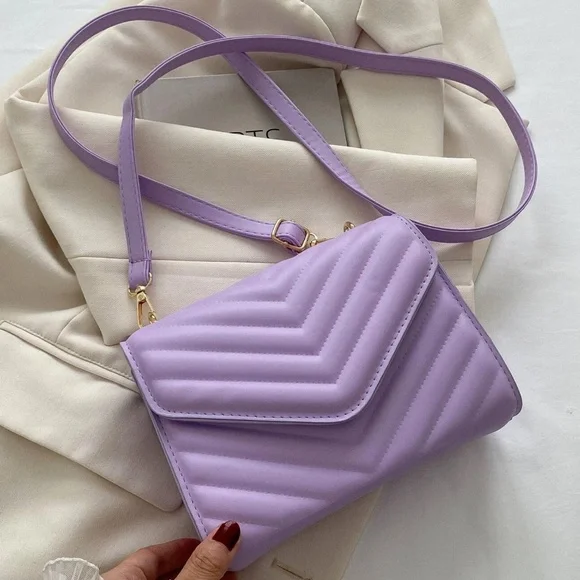 Luxe Vegan Leather Quilted Shoulder Crossbody Bag - Picture 11 of 12